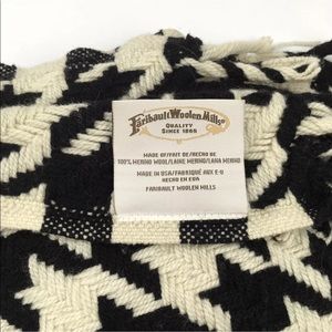 Faribault Woolen Mills Bedding - Faribault Woolen Mills Houndstooth Throw Blanket Faribault Woolen Mills Bedding - Faribault Woolen Mills Houndstooth Throw Blanket